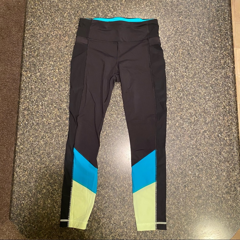Lululemon Trail Bound 7/8 Leggings